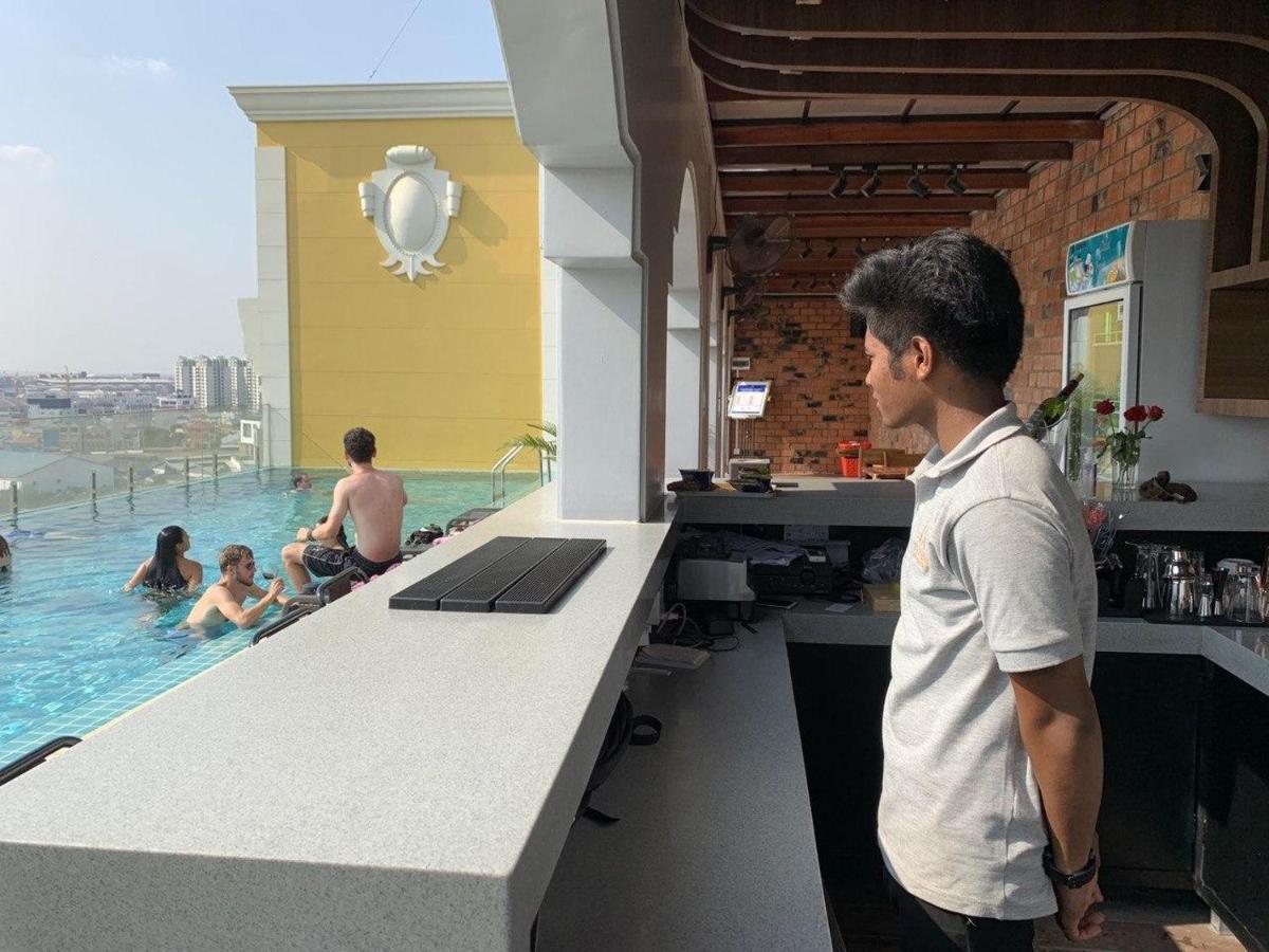 Tk View Hotel & Apartment Phnom Penh Bagian luar foto