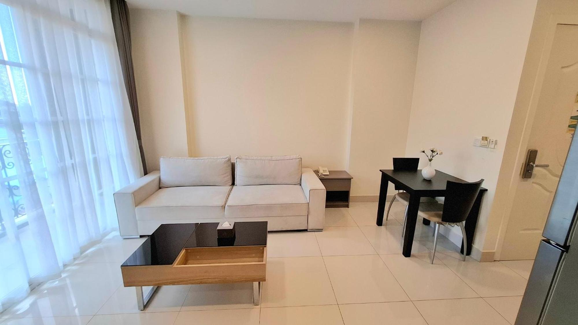 Tk View Hotel & Apartment Phnom Penh Bagian luar foto